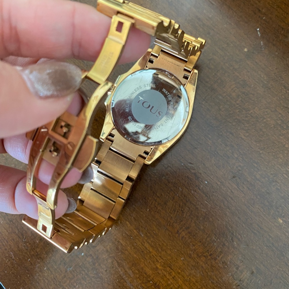 Authentic Rose Gold watch - Picture 2 of 6